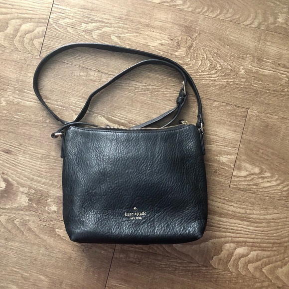 kate spade Handbags - Kate Spade black cross body